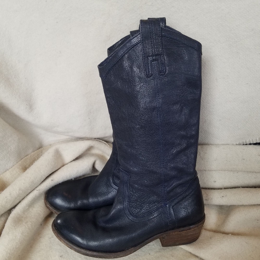 Frye Carson boots